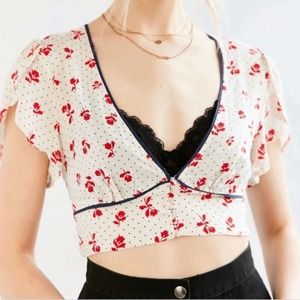 URBAN OUTFITTERS COOPERATIVE V Neck Crop Top Red L